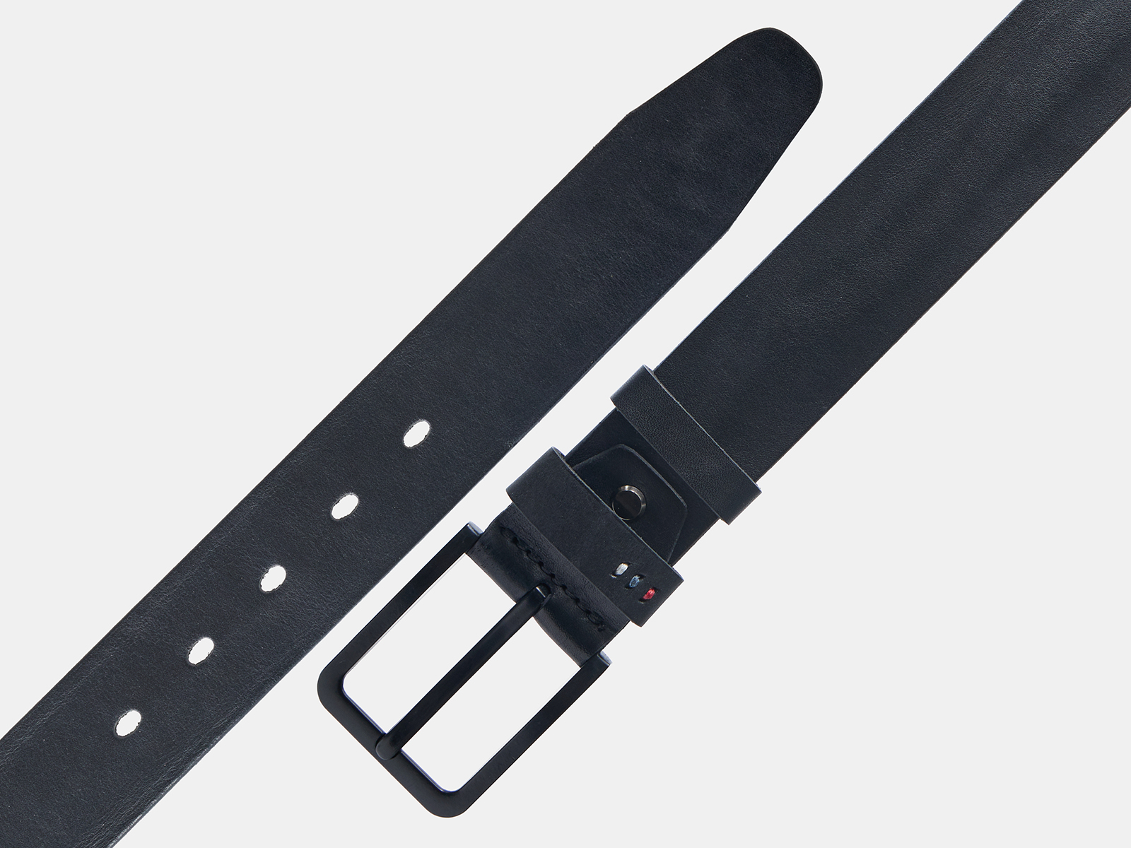 Кожаный черный мужской джинсовый ремень StrFlag40 Black B